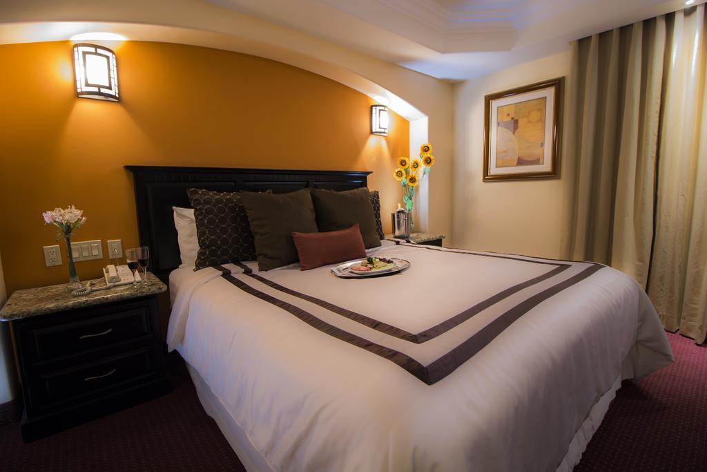 Hotel Ticuán Tijuana